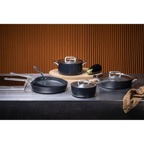 Fiskars Rotisser kastrull 1,6 L/18 cm