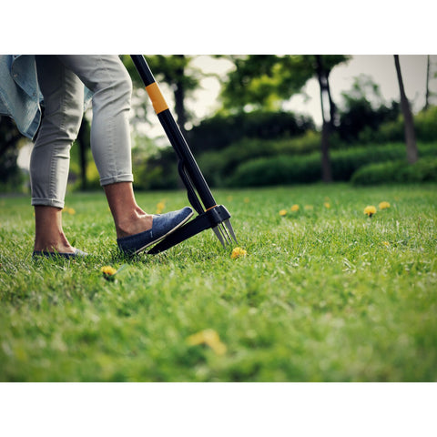 Fiskars Xact™ ogräsupptagare